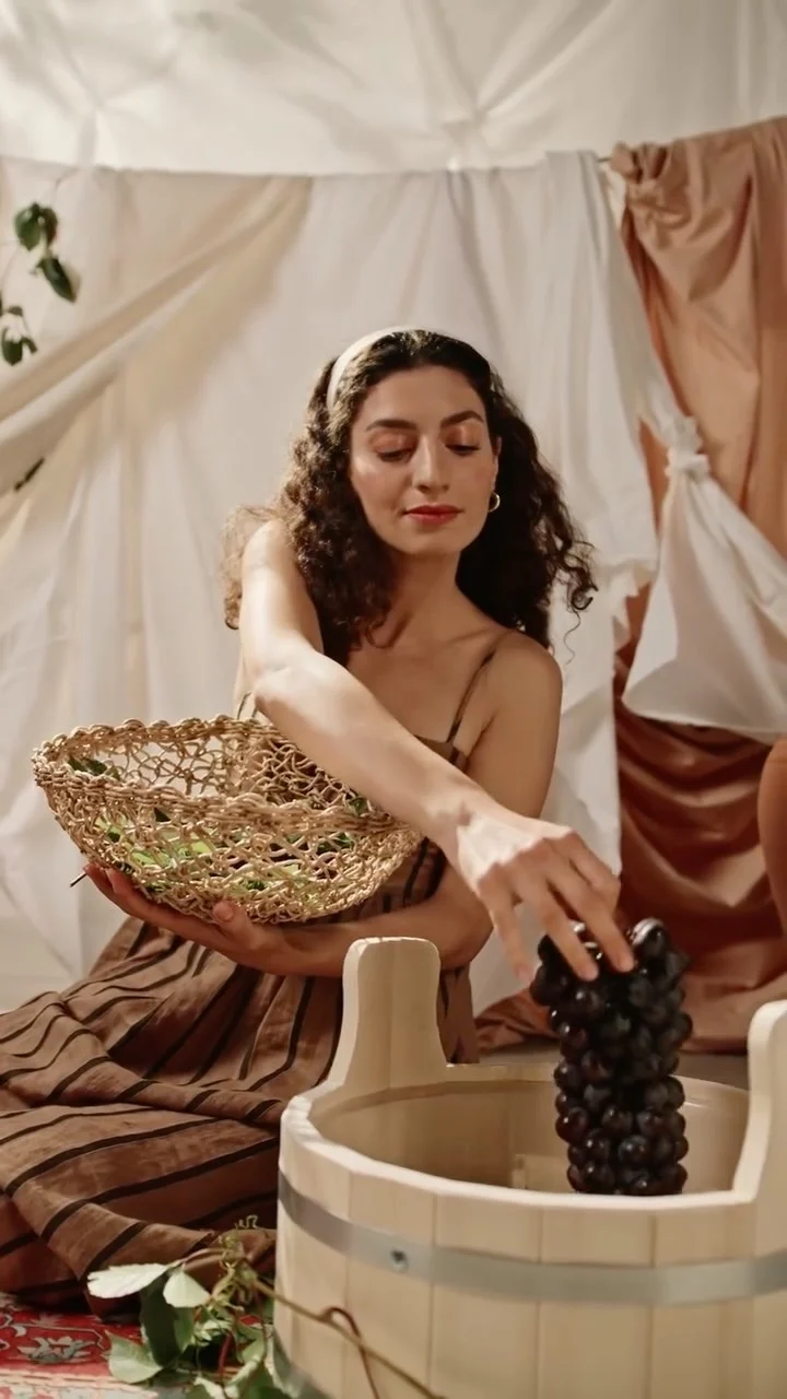 Publicação no Instagram: Fomos buscar nas cores mais intensas da natureza a inspiração para o seu novo ritual diário.